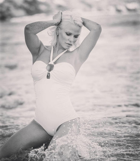 Asdis Ran exklusive fotos