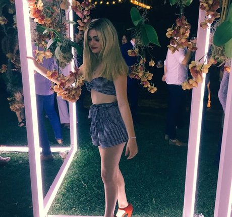 Alexis Raich kostenlose sexy galerien