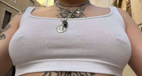 Elizabeth Sanchez porno erotische galerie