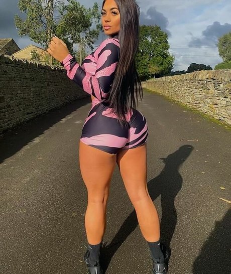 Kate Isobel Daisy model erotische bilder