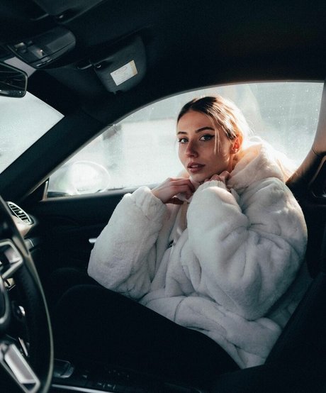 veylaneey heiße pornostar bilder