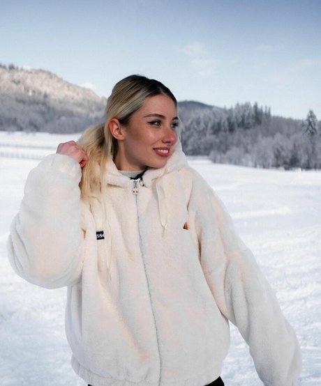 veylaneey erotische pornostar bilder