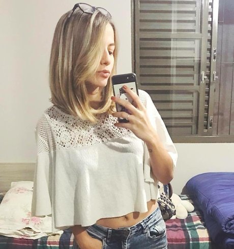 Roberta Pfaff heiße akt bilder