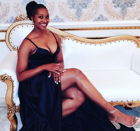 Dr Ebonie Vincent nackt exklusive galerie