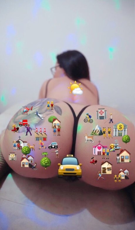 Kau Martini freie pornostar foto