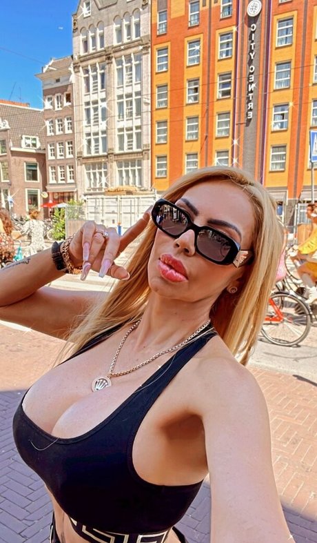 Alexa Mena pornostar erwachsene galerie