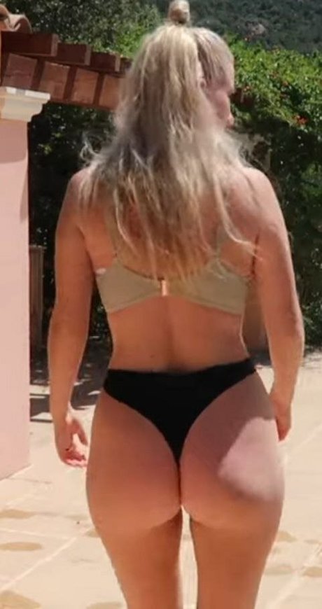 Josefine Simone Dahl schöne sexy galerien