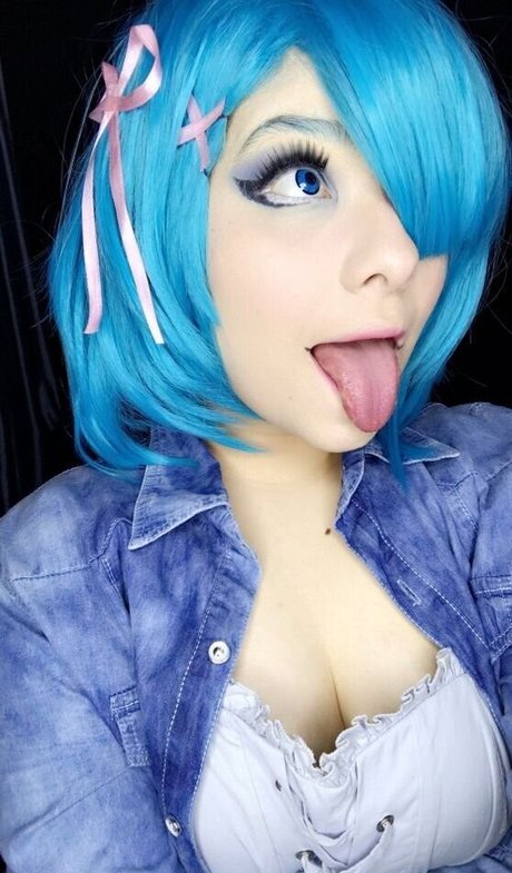 Saaricha nackt freie foto