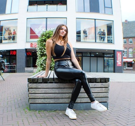 Jasmin Lutke porno nackten fotos