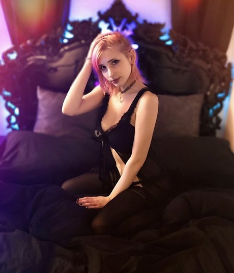 Julez Notyourwaifu 6 erotische hd bilder