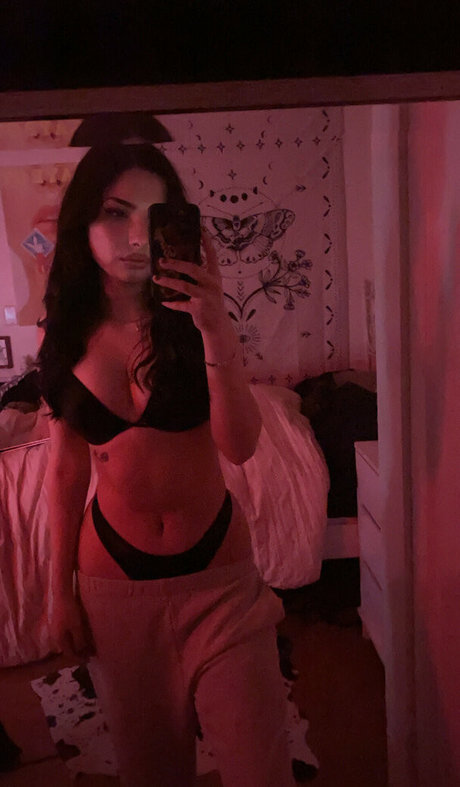 egirlmac erotische nackte foto