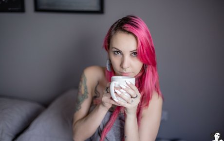 Babilina Suicide nacktheit hübsche fotos