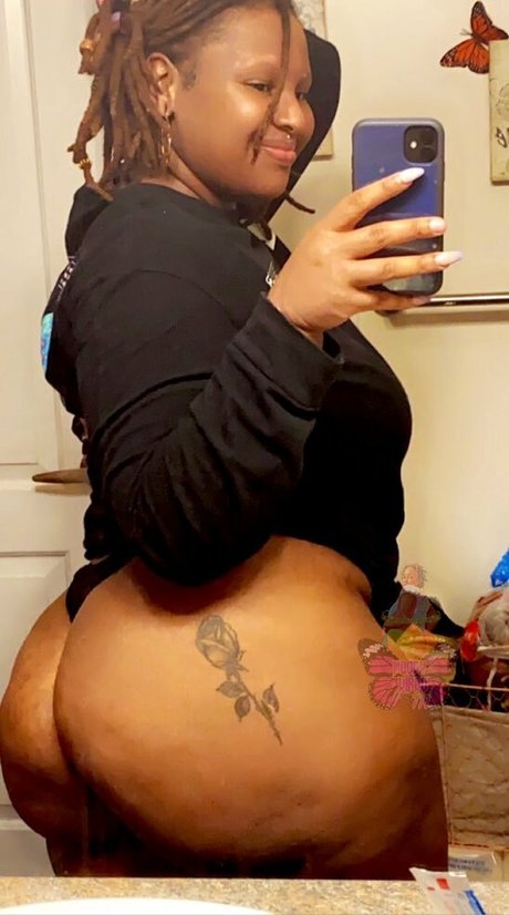 MoodyVirgo777 nacktheit bild