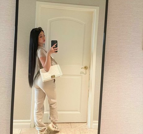 Alice Yamamoto erwachsene nette fotos