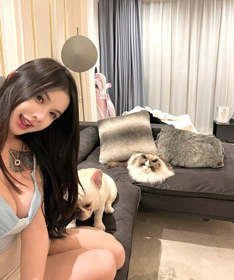 blonde muskel-onlyfans hübsche schöne foto