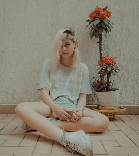 Daniela Montaguth model erotische fotos
