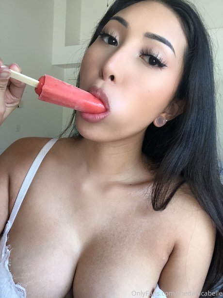 Xdanicabelle xxx nackten galerien