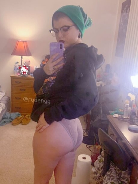 ebenholz-bdsm-onlyfans perfekte xxx foto