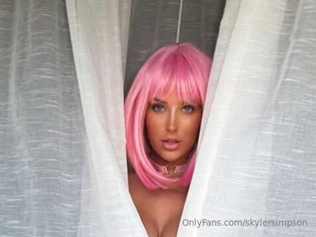 Skyler Simpson schöne perfekte archiv