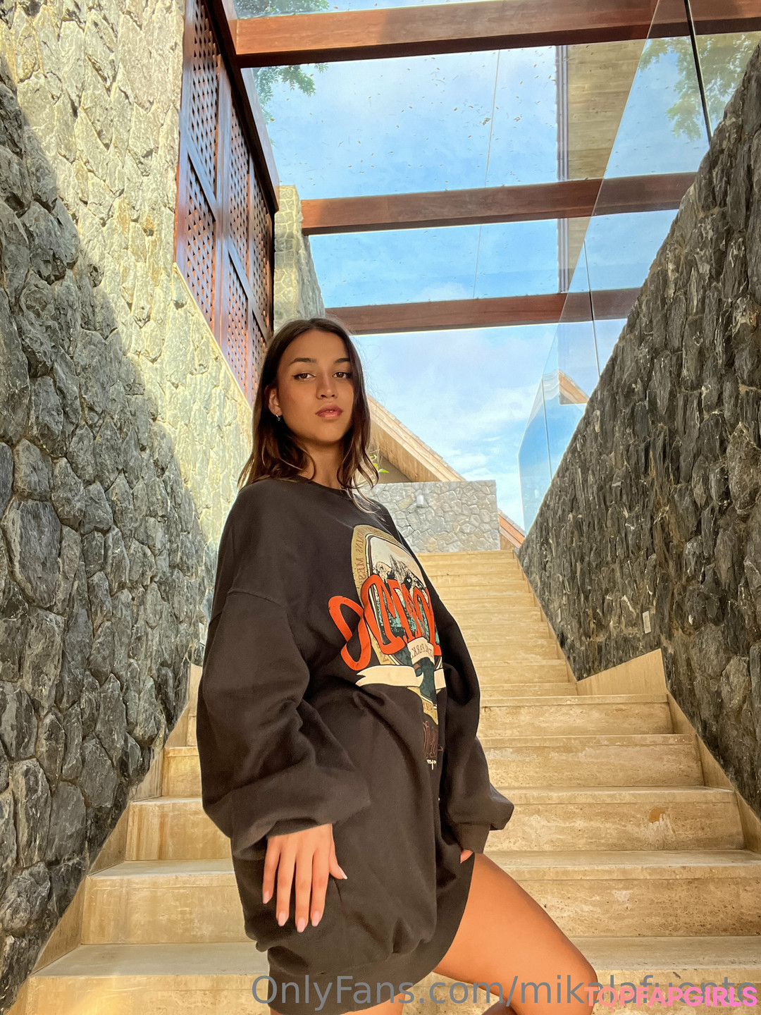 Mikaela Lafuente_ erwachsene nackte bild