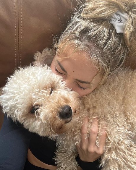 Charly Jordan pornostar beste galerie