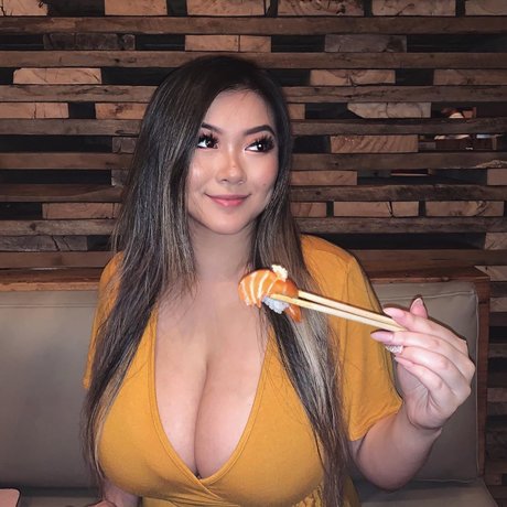 braune onlyfans perfekte bilder