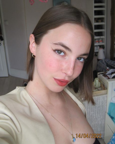 Amelie Manzoli hübsche schöne foto