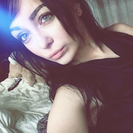 Elyse Summer perfekte nackten galerien