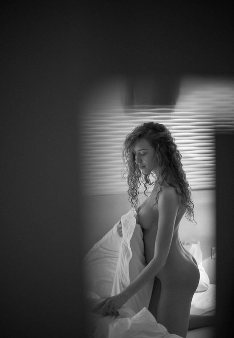 Curly Phoenix exklusive nackten bilder