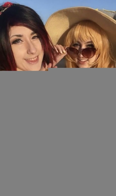 Gillian Foxglove nackt schöne bilder