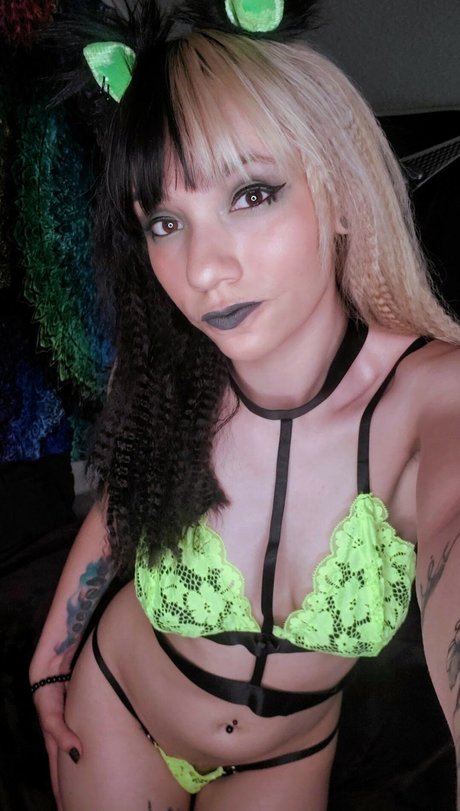 Lyssa Lovee freie porno archiv