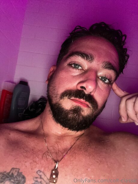 Colt Classic porno kostenlose bilder