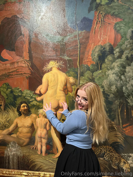 Simunka Show porno akt foto