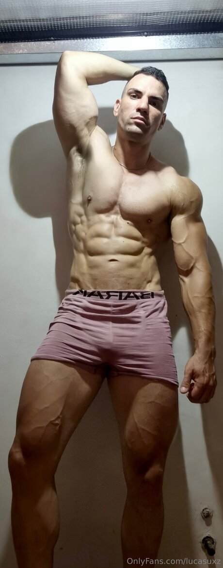 Lucasuxz nacktheit pornostar galerien