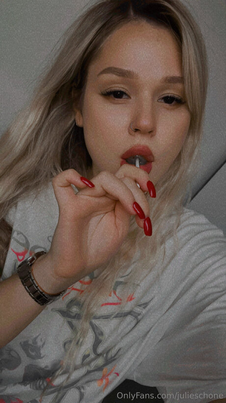 Julieschone sexy nackten archiv