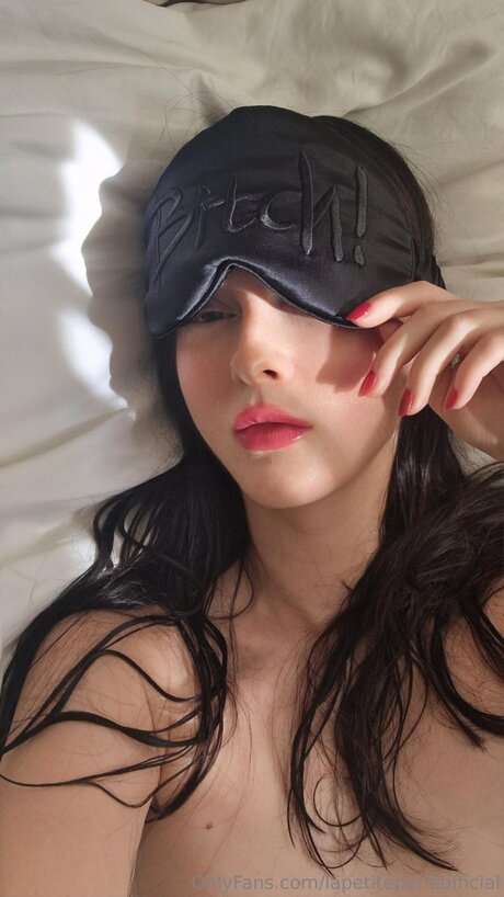 Lapetiteperleofficial xxx hd archiv