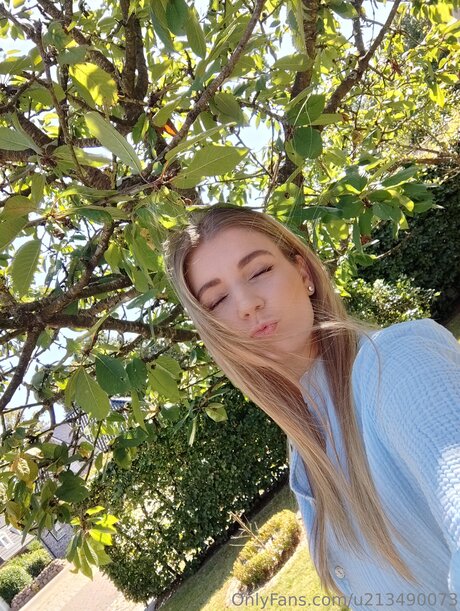 Nina Bella hd porno archiv