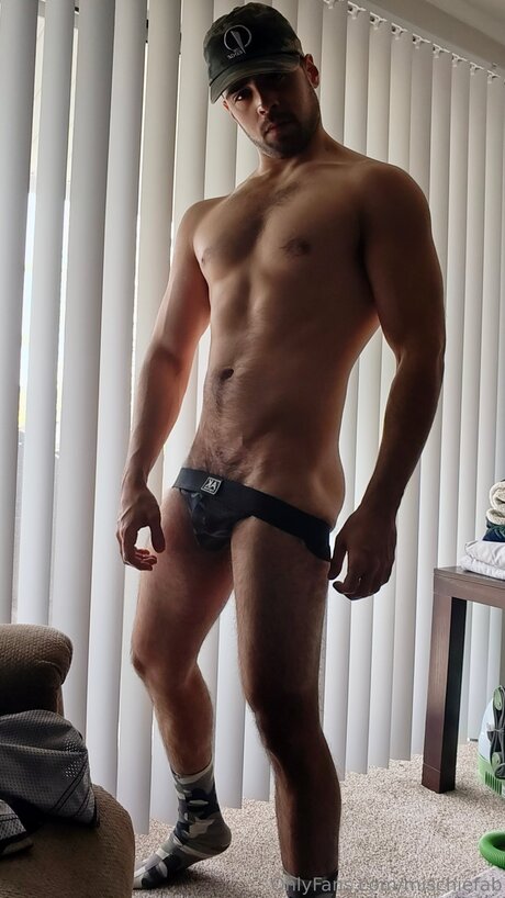 Mischiefab erotische sexy bild