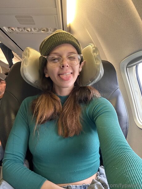 Fypwaifu akt galerien