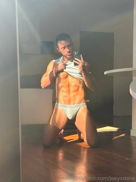 Joeyxdane nacktheit hübsche fotos