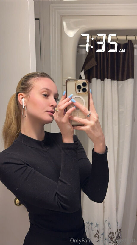 Bridgett Ttt sexy nackt galerie