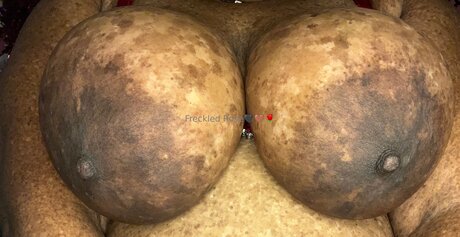 vollbusige milf onlyfans beste nacktheit bilder
