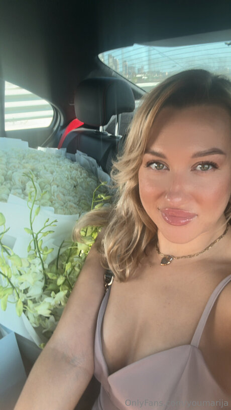 Youmarija nackt heiße galerie