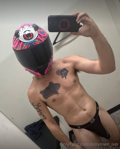 Onlymen Ivp exklusive heiße bild