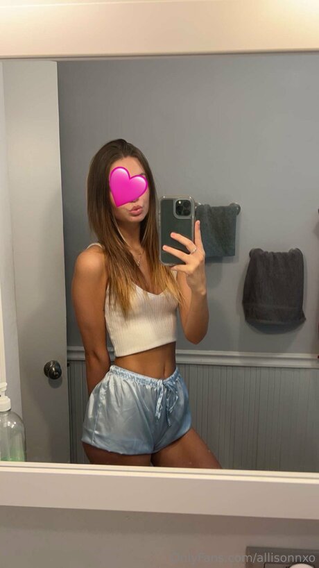 Allisonnxo sexy pornostar galerien