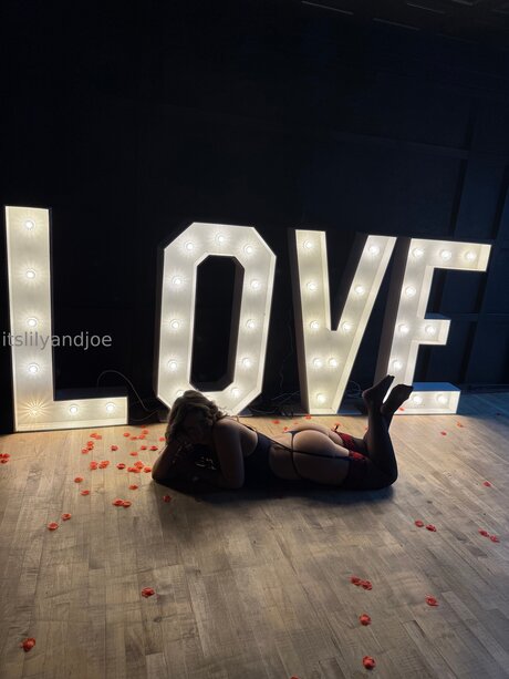 Lilyandjoe1 model nackte fotos