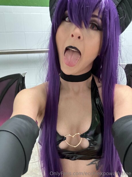 Ecchiexpowaifufree perfekte nackte foto