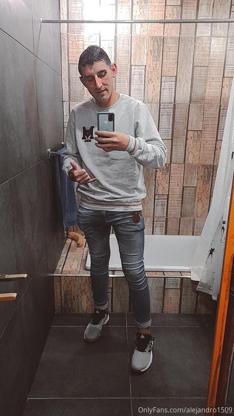 Gabriel1509 akt bild