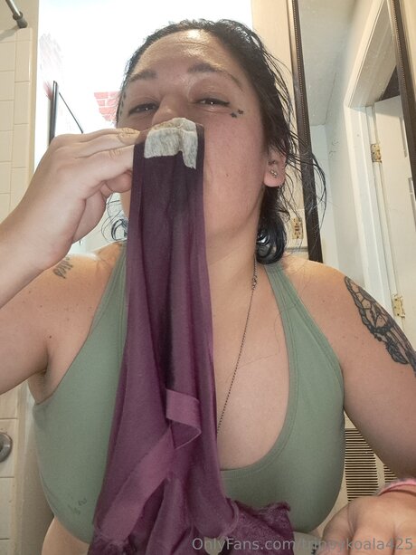 Trippykoala425 hd nackt galerien