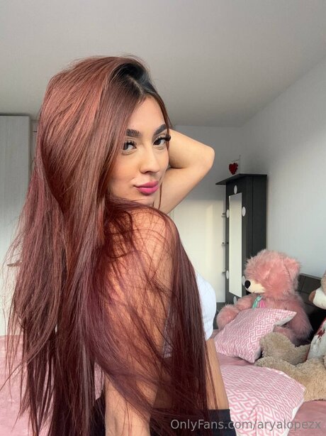 Aryalopezx kostenlose akt bild